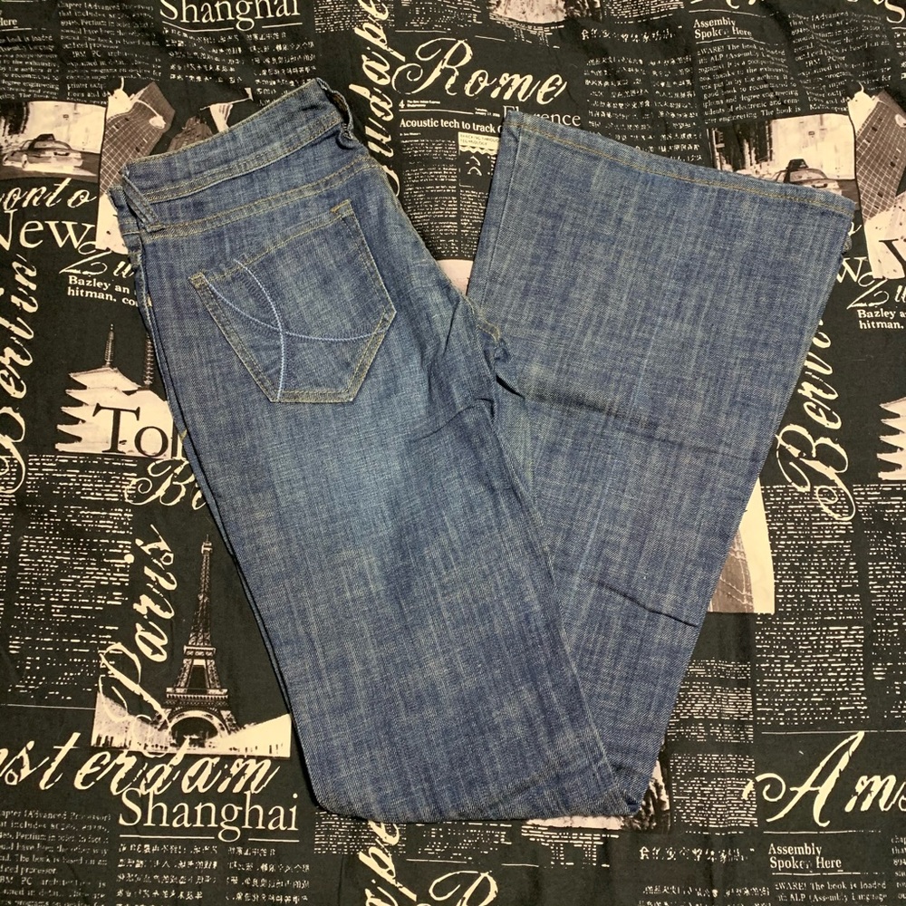 !it flared jeans size 26